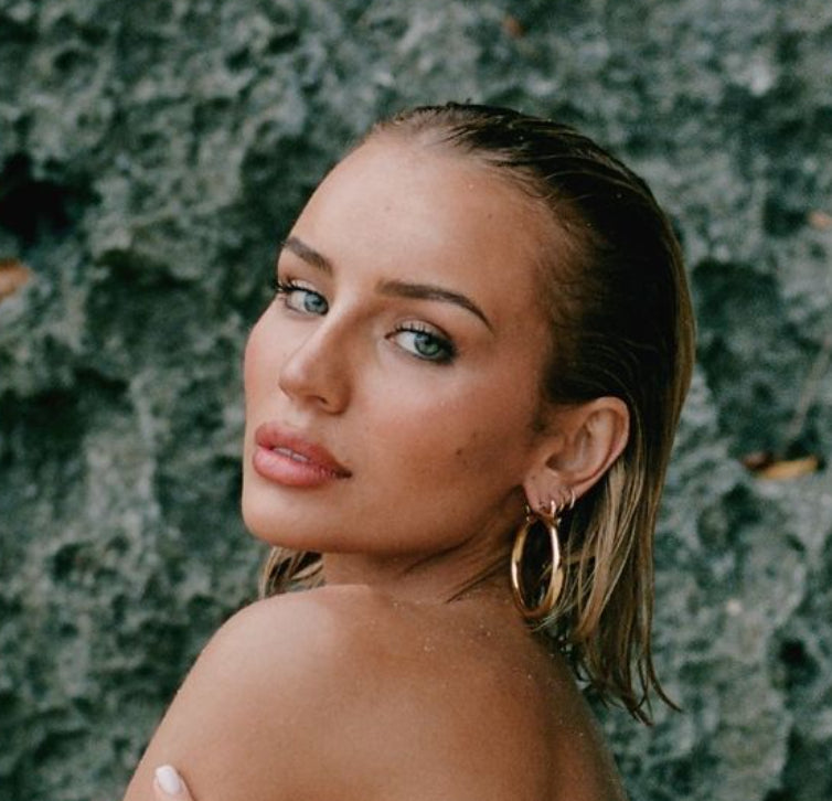 Julia