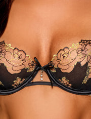 Thandie Bra